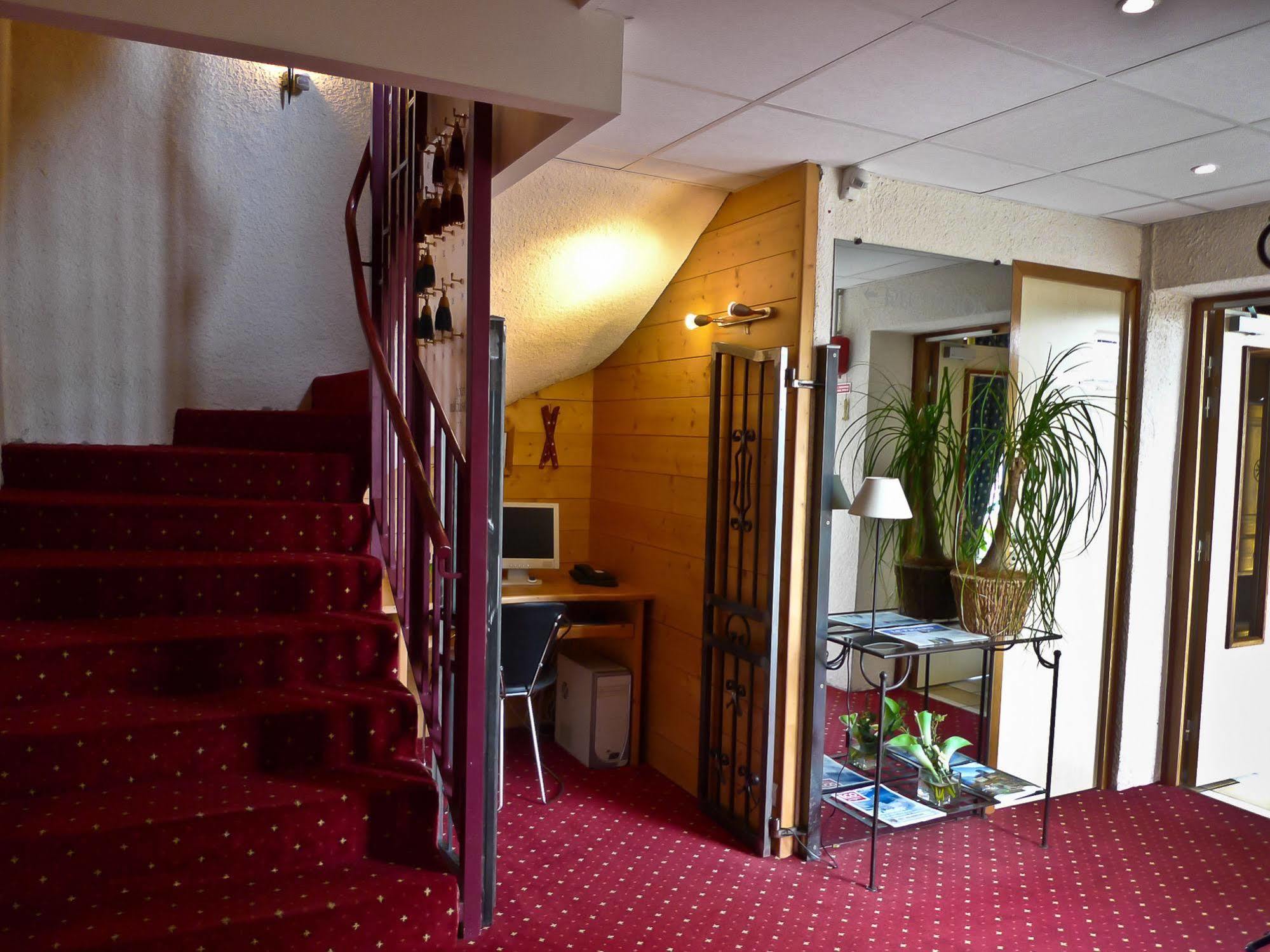 Hotel Des Marquisats Annecy Exteriör bild